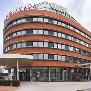 Ramada By Wyndham Graz 4*, Unterpremstätten Austria