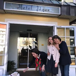 Jaeger - Family Tradition Since 1911 Viena