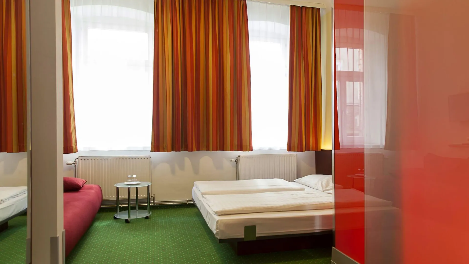Pension Stadthalle Wien Østrig