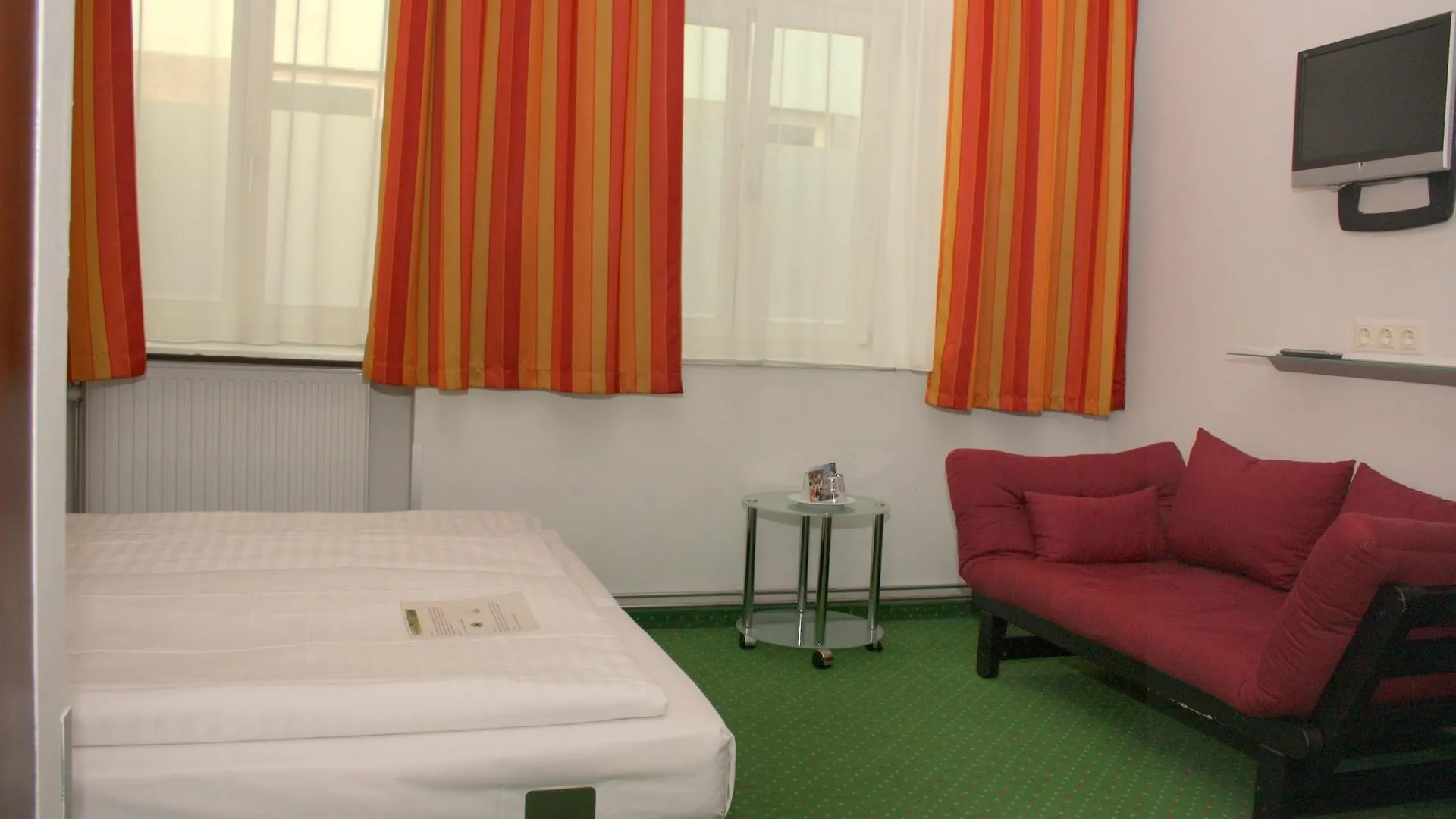 Pension Stadthalle Wien 2*,