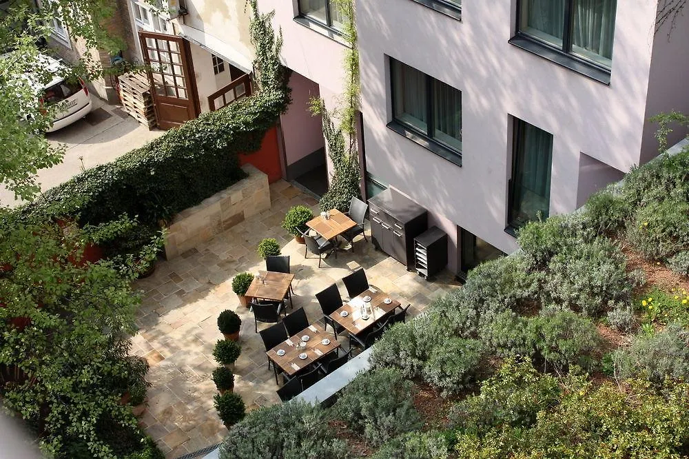 Bed & Breakfast Pension Stadthalle Wien